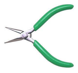 Xcelite 5'' 60° Curve Nose Pliers w/ Green Cushion Grips Serrated Jaws Carded